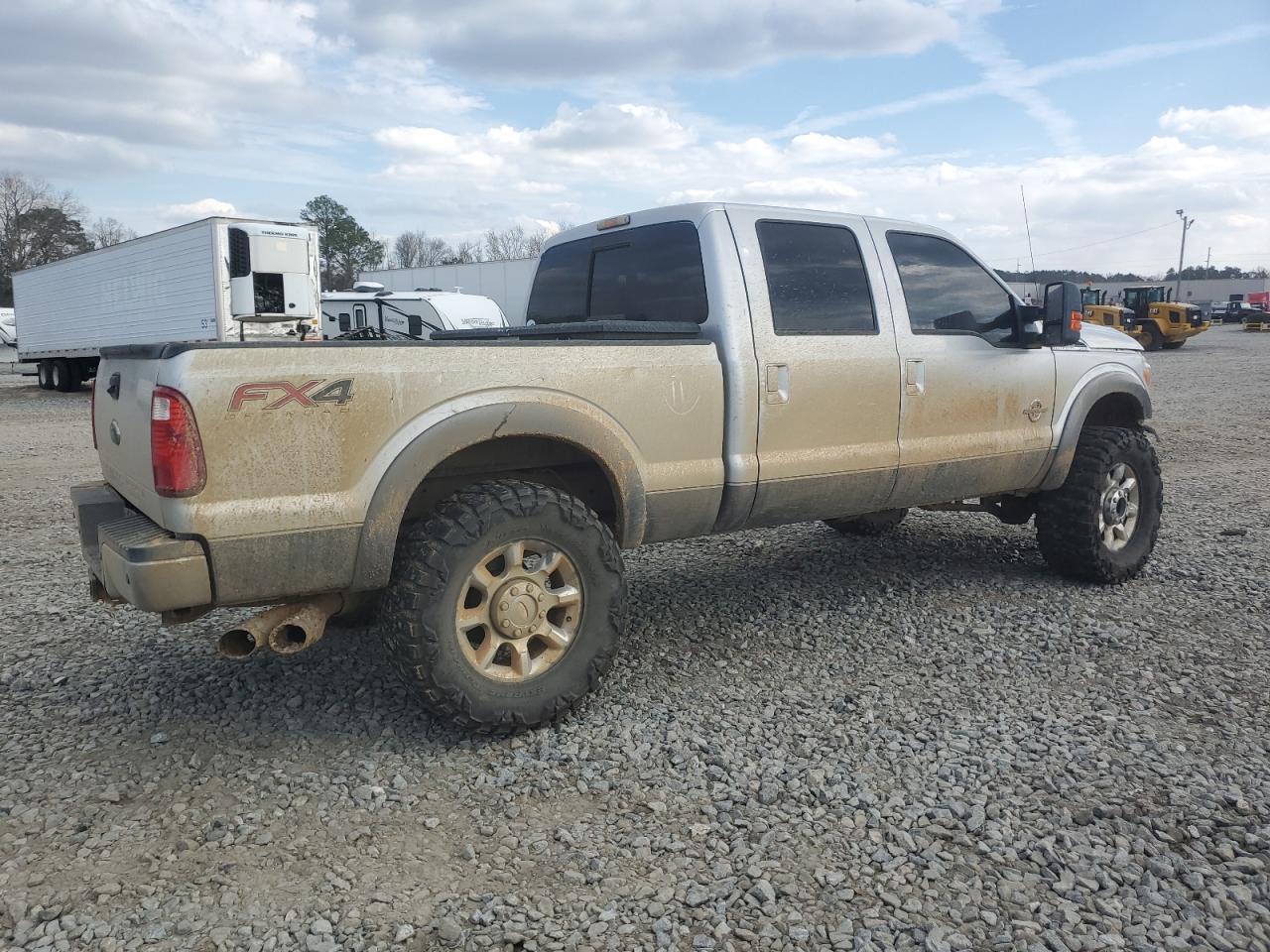 2012 FORD F250 SUPER - Фото 3
