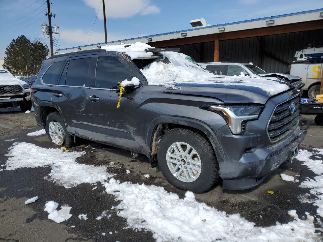 2023 TOYOTA SEQUOIA SR - Image 4