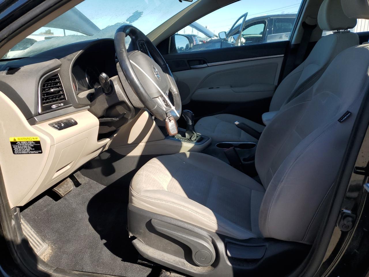 2017 HYUNDAI ELANTRA SE - Image 7