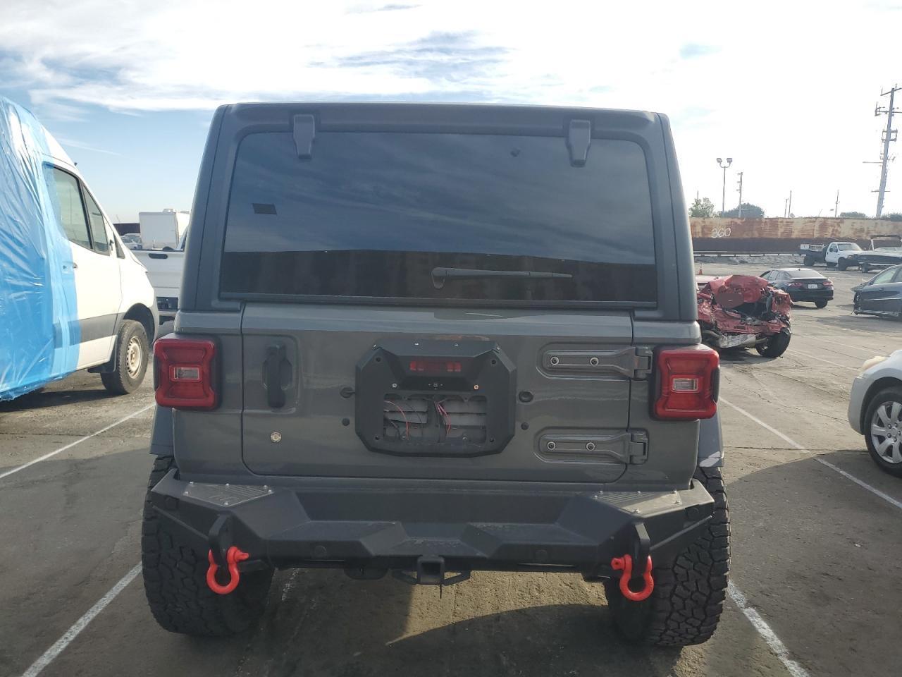 2019 JEEP WRANGLER U - Image 6