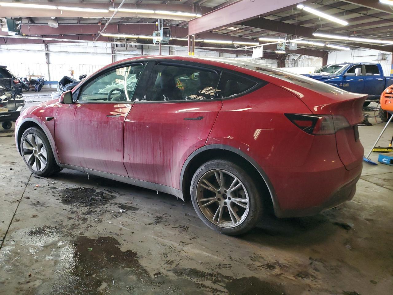 2023 TESLA MODEL Y - Image 2