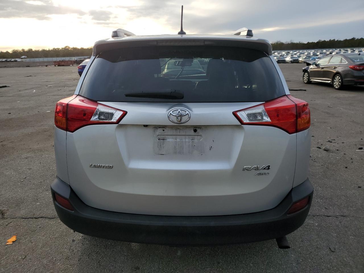2014 TOYOTA RAV4 LIMIT - Image 6