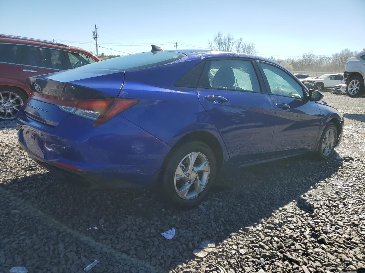 2022 HYUNDAI ELANTRA SE - Фото 3