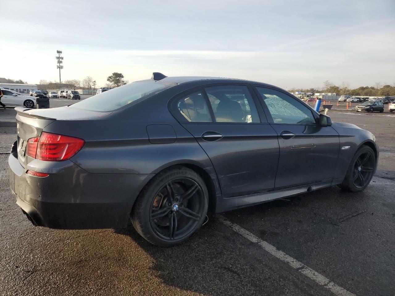 2011 BMW 535 XI - Image 3