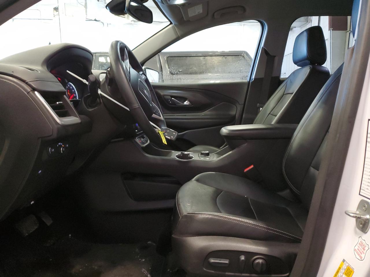 2023 GMC TERRAIN SL - Фото 7