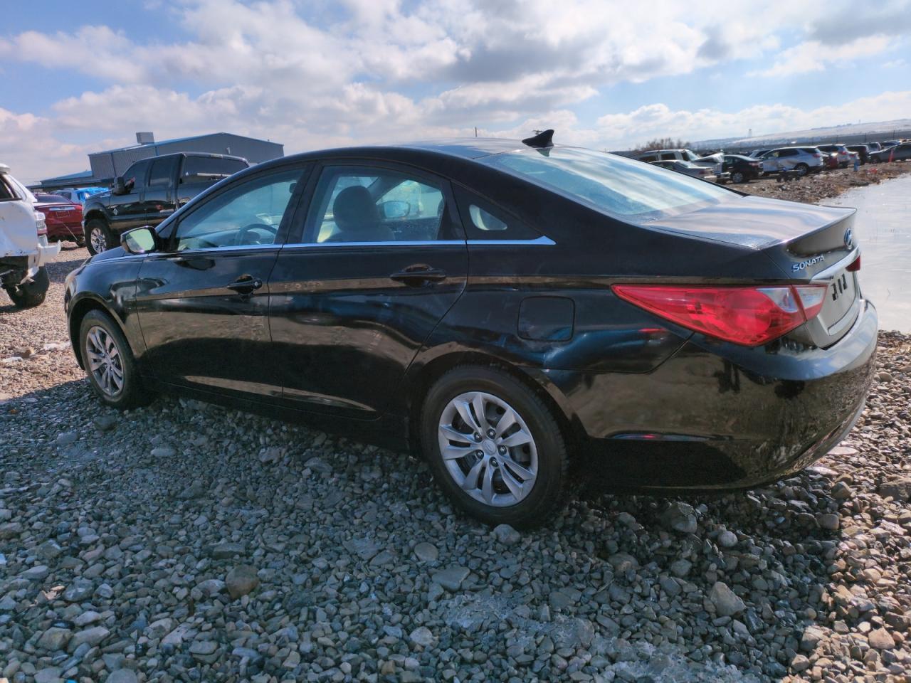 2011 HYUNDAI SONATA GLS - Фото 2