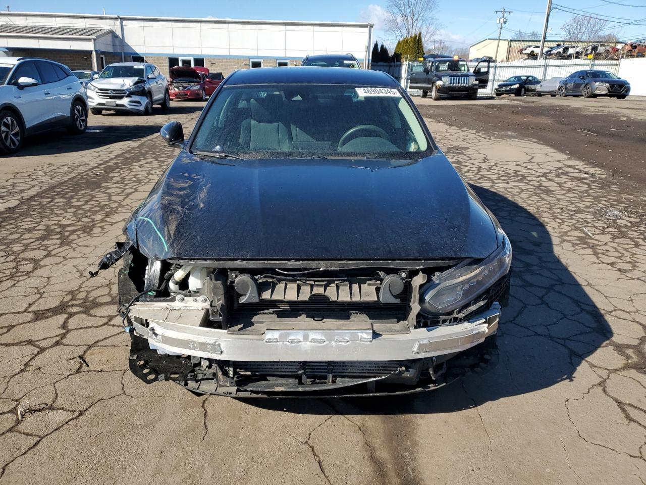 2018 HONDA ACCORD LX - Image 5
