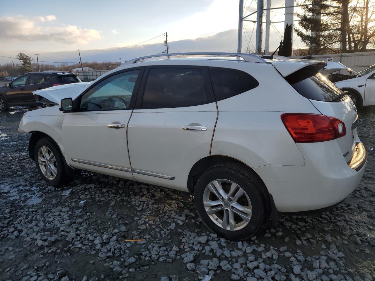 2013 NISSAN ROGUE S - Image 2