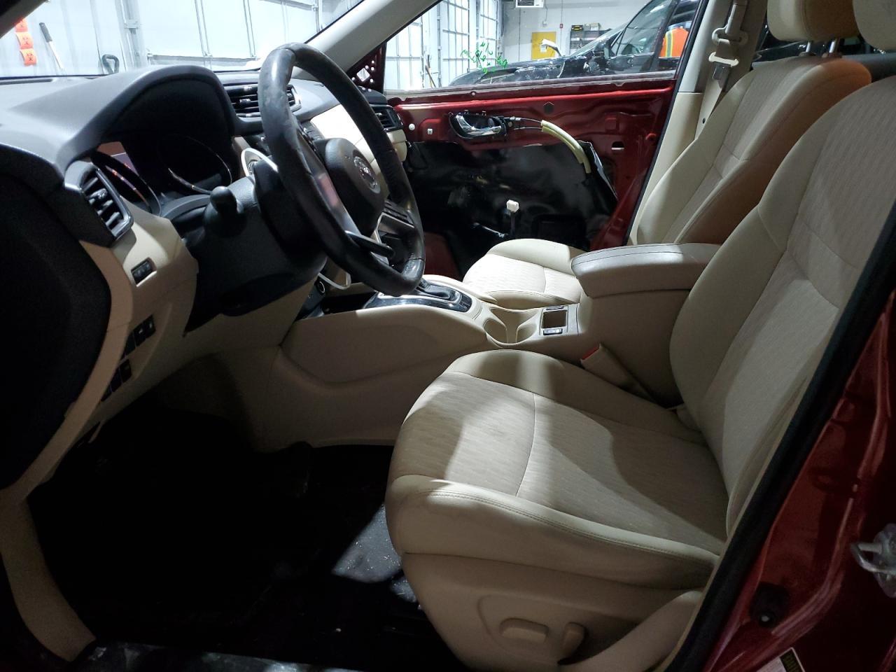 2018 NISSAN ROGUE S - Фото 7