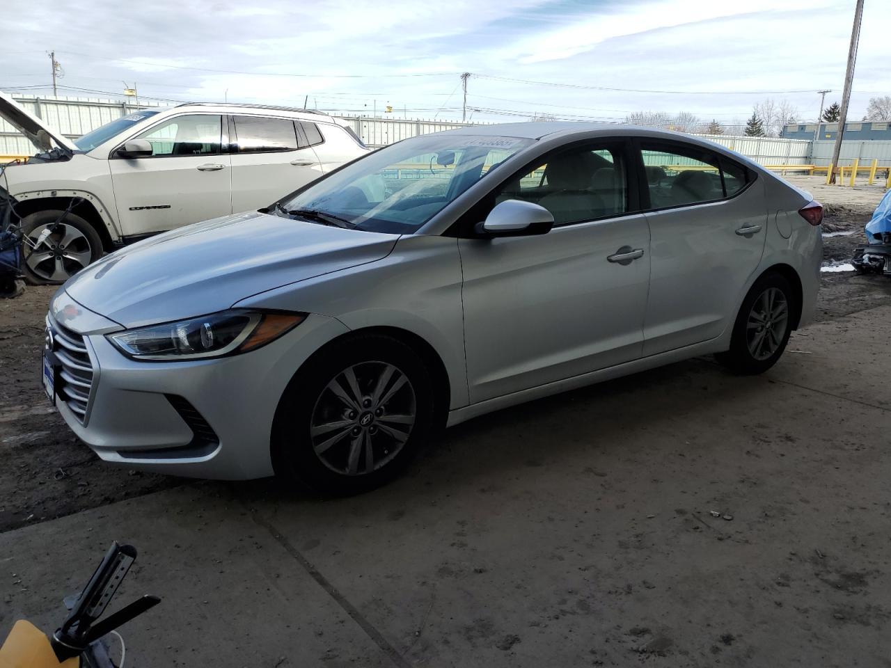 2017 HYUNDAI ELANTRA SE