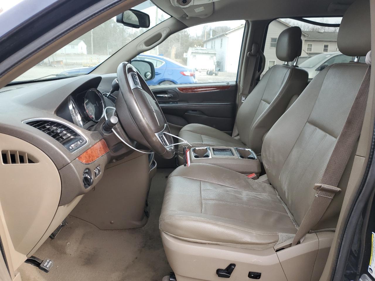 2014 CHRYSLER TOWN & COU - Фото 7