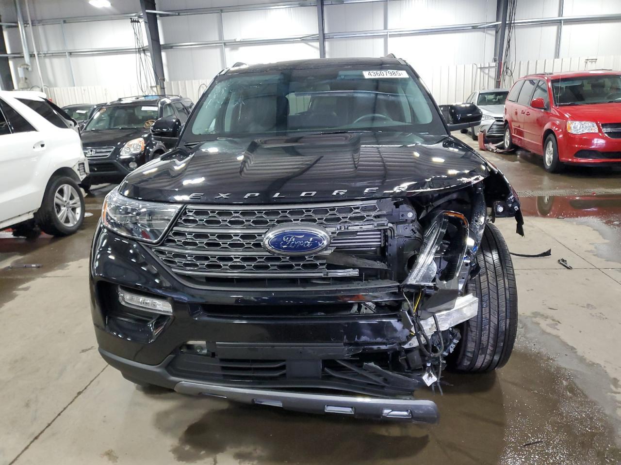 2022 FORD EXPLORER X - Фото 5