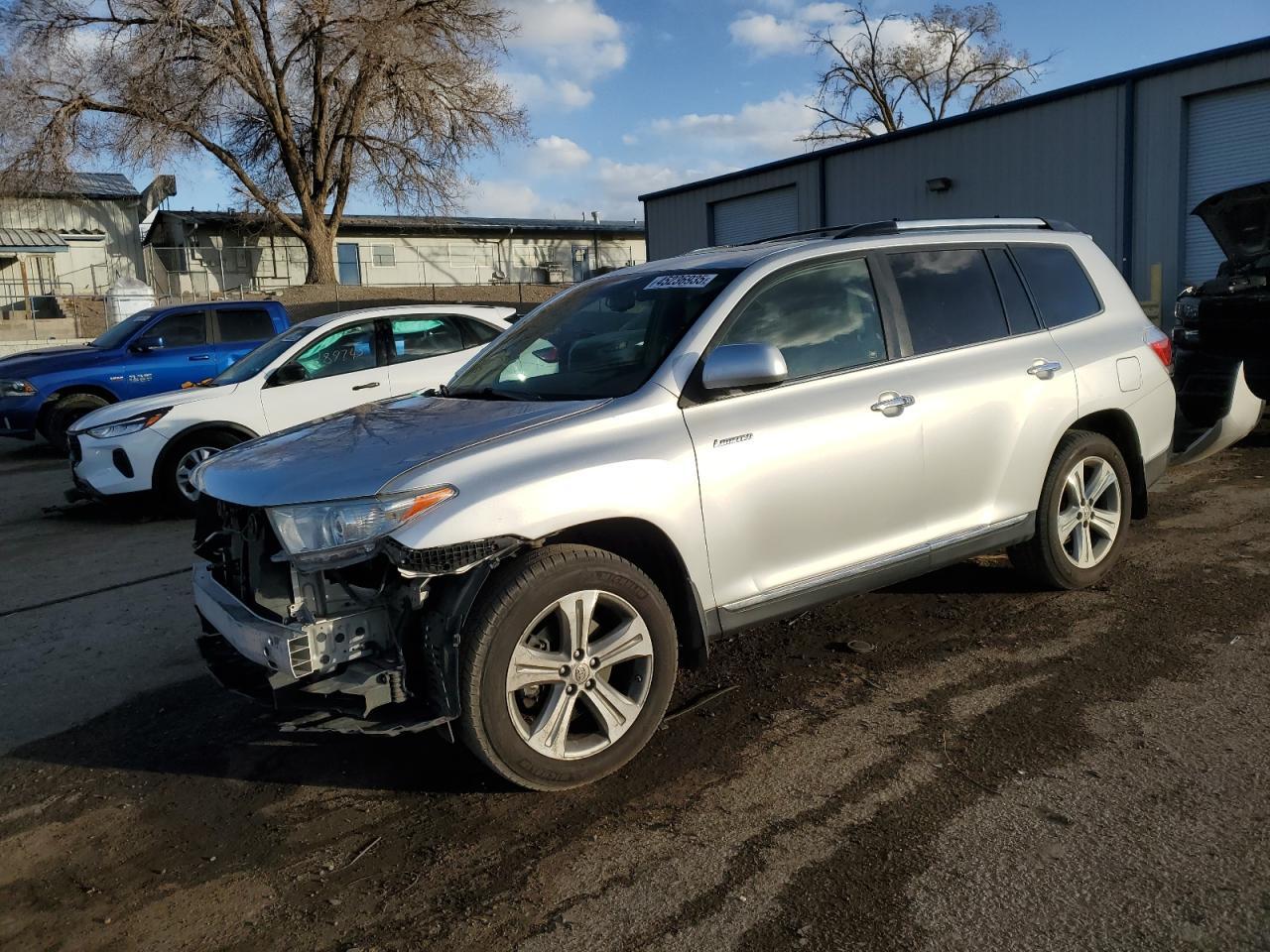 2012 TOYOTA HIGHLANDER