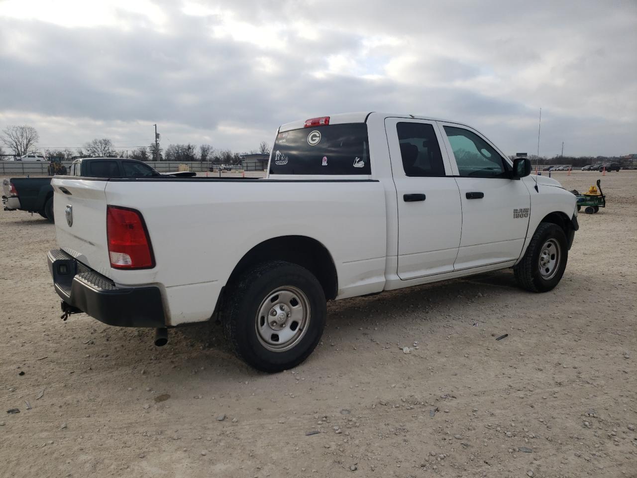 2018 RAM 1500 ST - Image 3