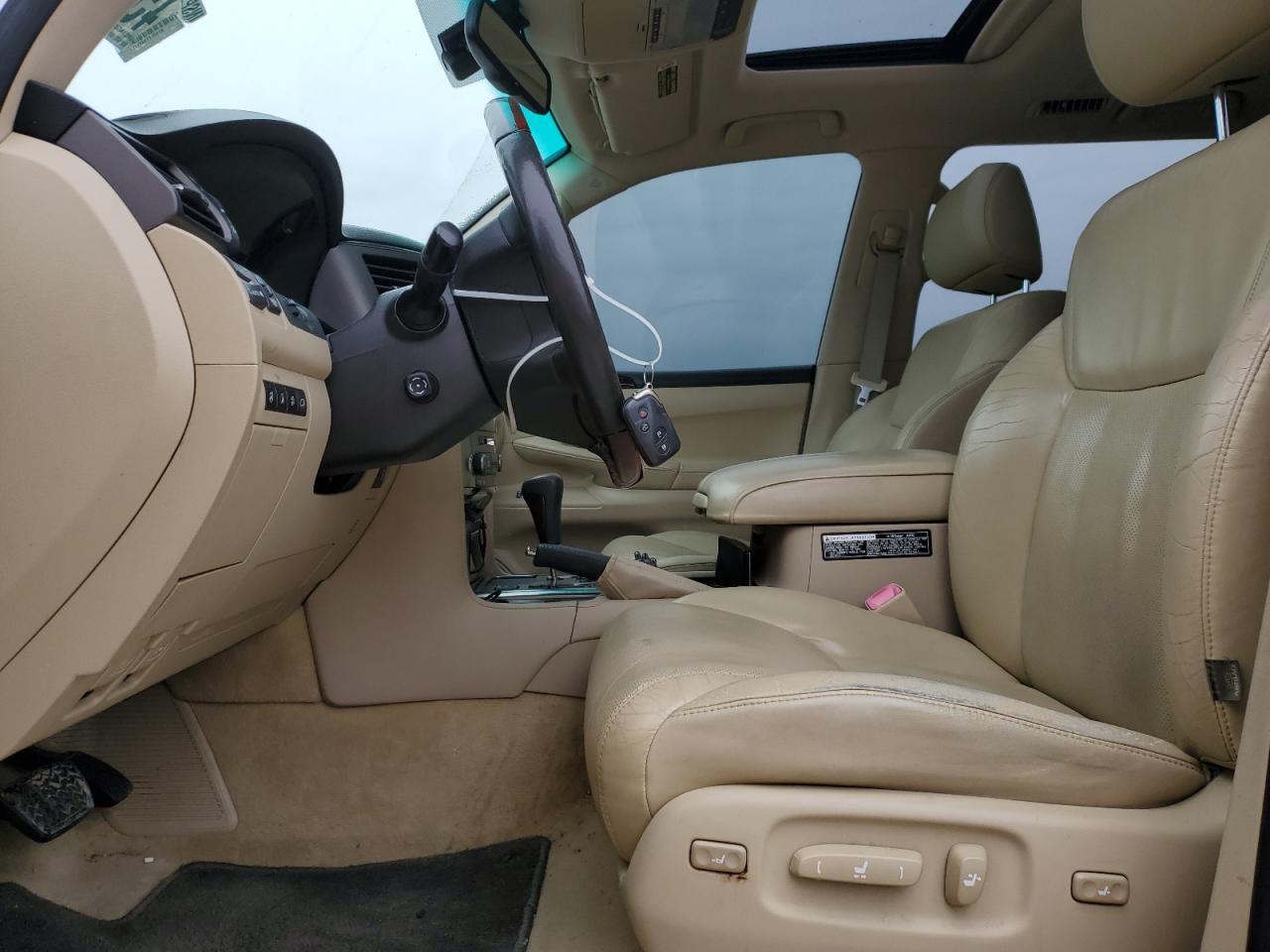 2011 LEXUS LX 570 - Фото 7