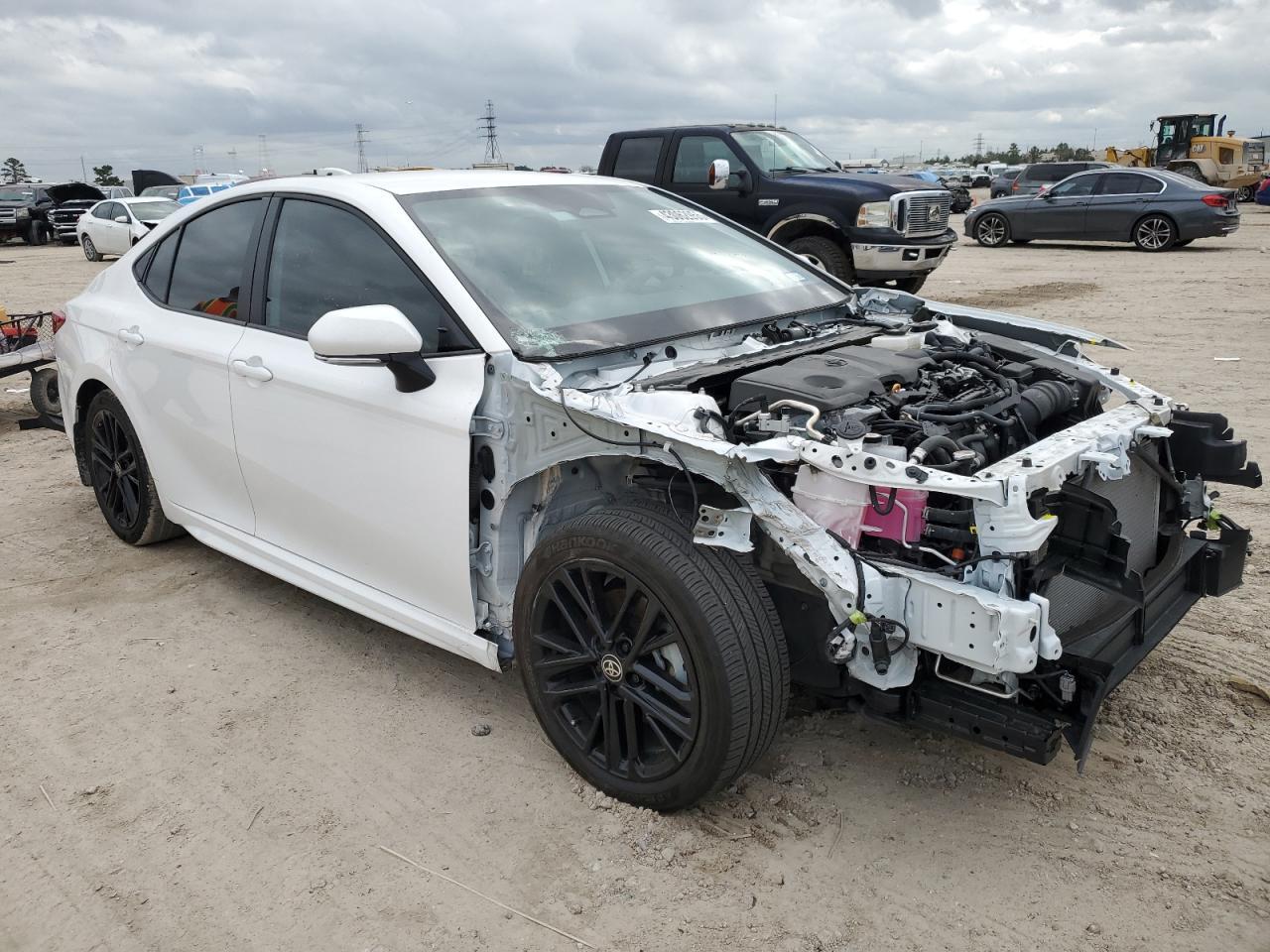 2025 TOYOTA CAMRY XSE - Image 4