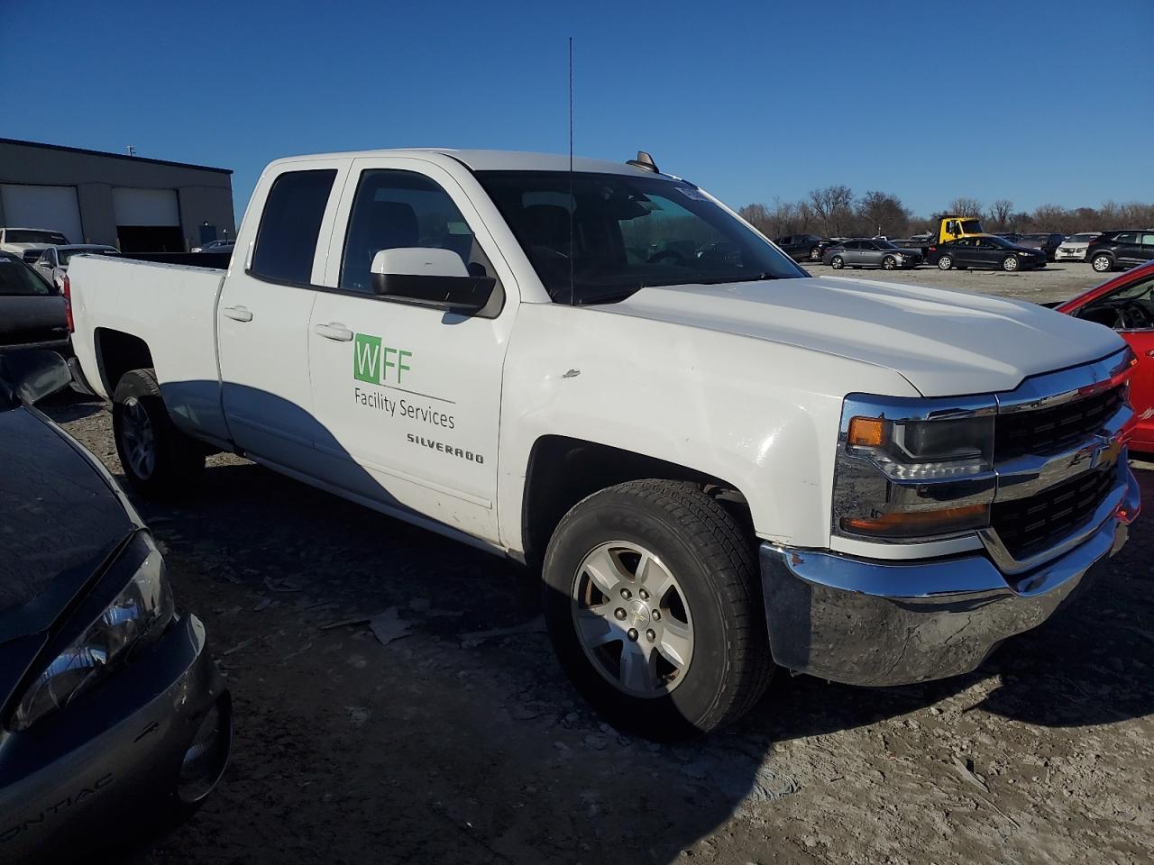 2018 CHEVROLET SILVERADO - Фото 4