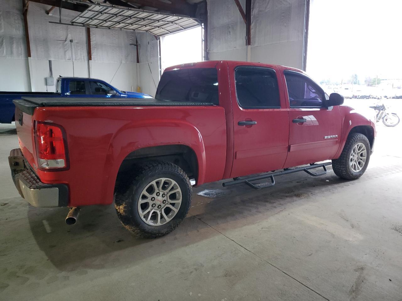 2011 GMC SIERRA K15 - Фото 3