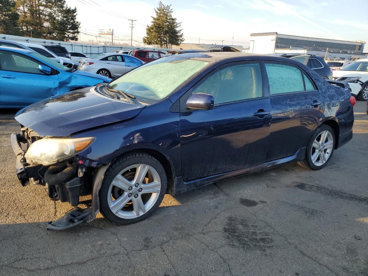 2013 TOYOTA COROLLA BA
