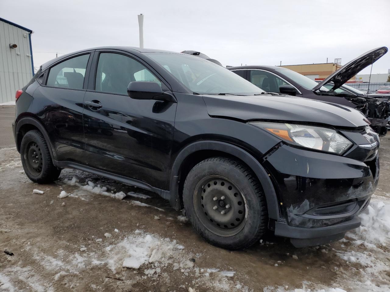 2018 HONDA HR-V LX - Image 4
