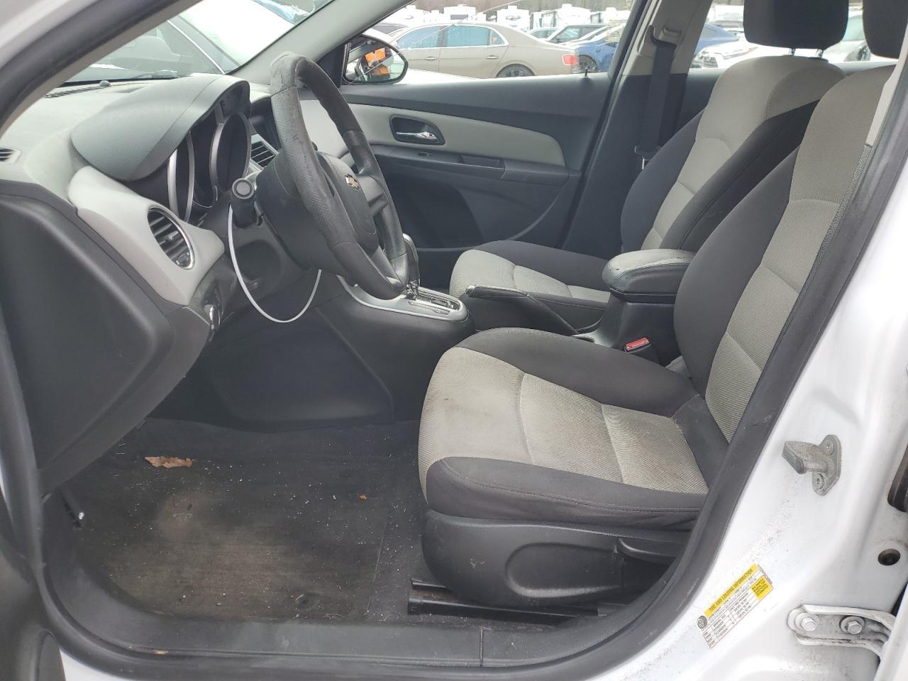 2012 CHEVROLET CRUZE LS - Image 7