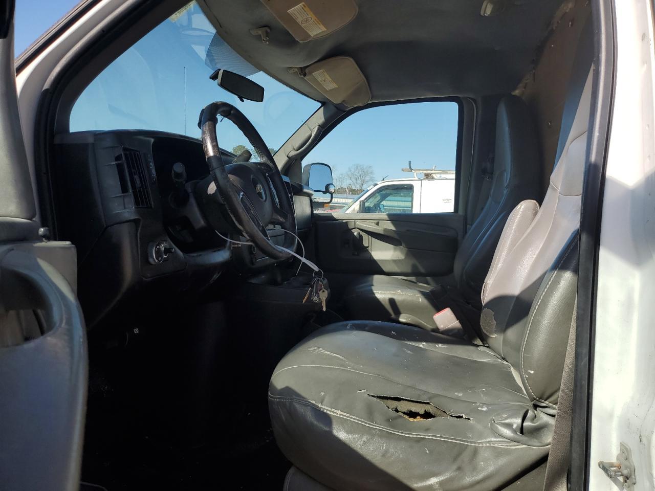 2010 CHEVROLET EXPRESS G3 - Image 7
