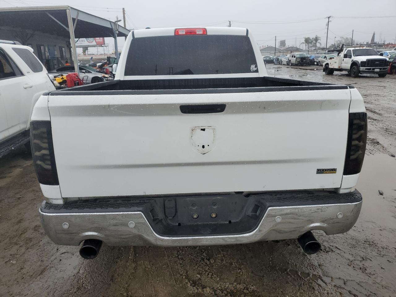 2017 RAM 1500 ST - Фото 6