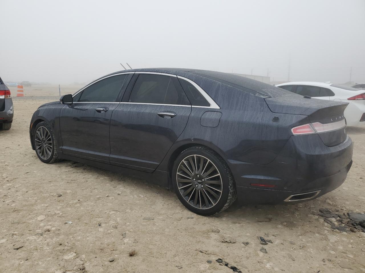 2014 LINCOLN MKZ - Image 2