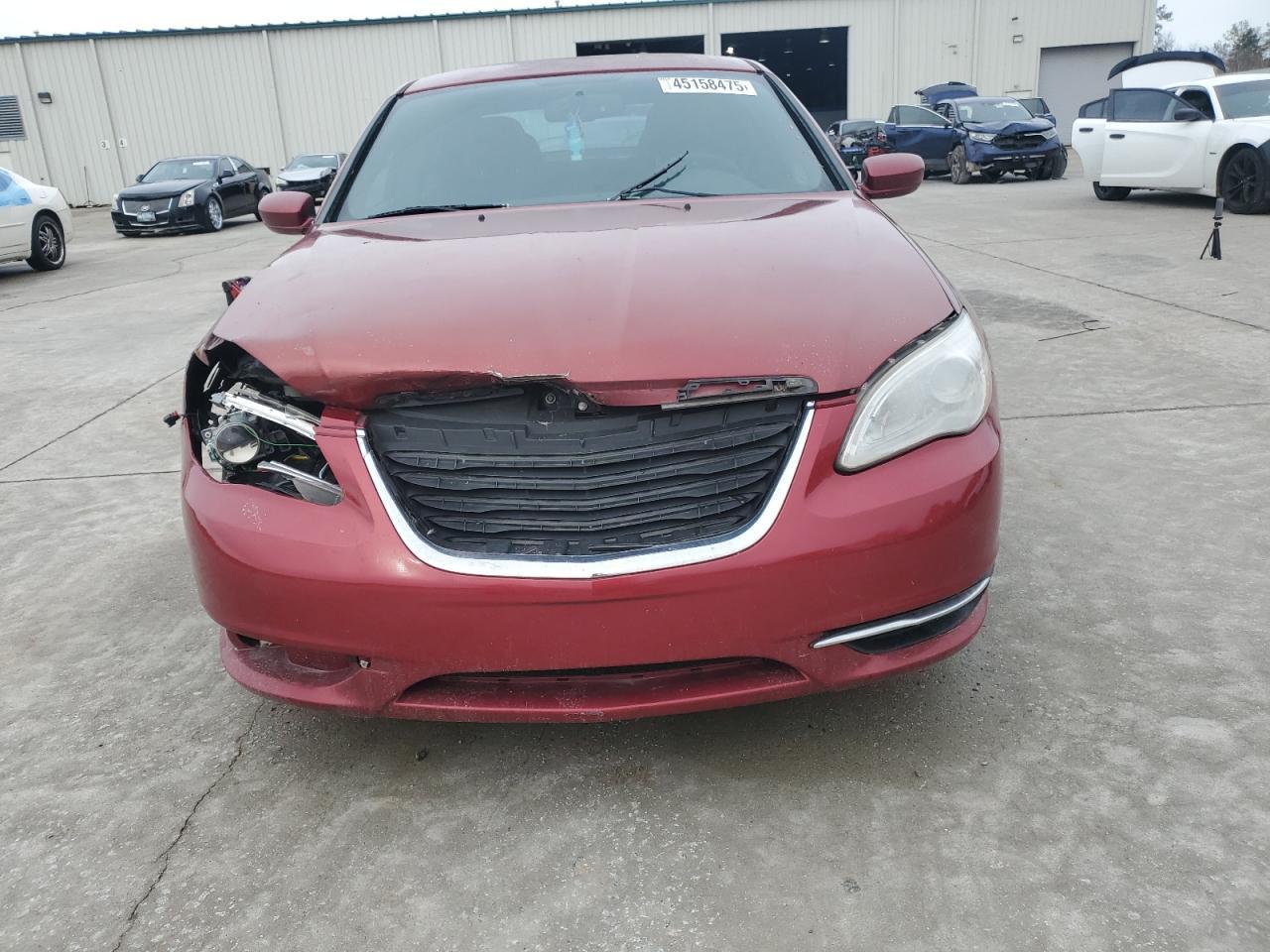 2013 CHRYSLER 200 LX - Фото 5