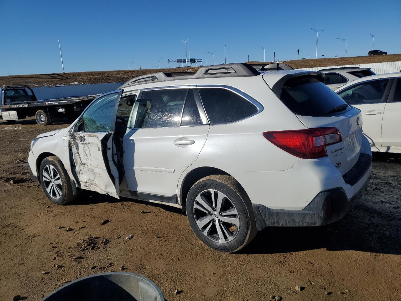 2018 SUBARU OUTBACK 2. - Фото 2