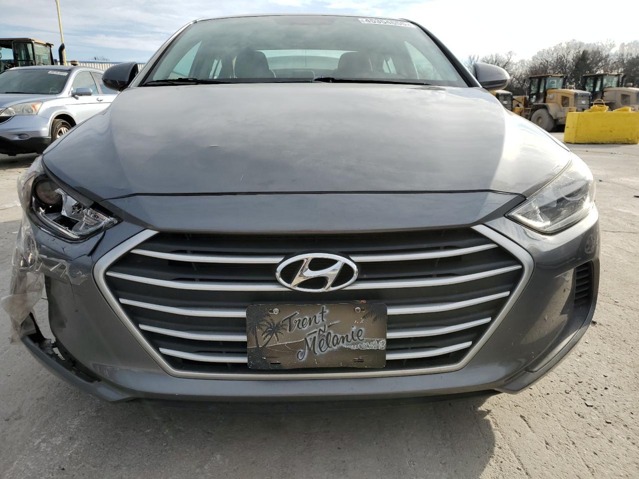 2018 HYUNDAI ELANTRA SE - Фото 5