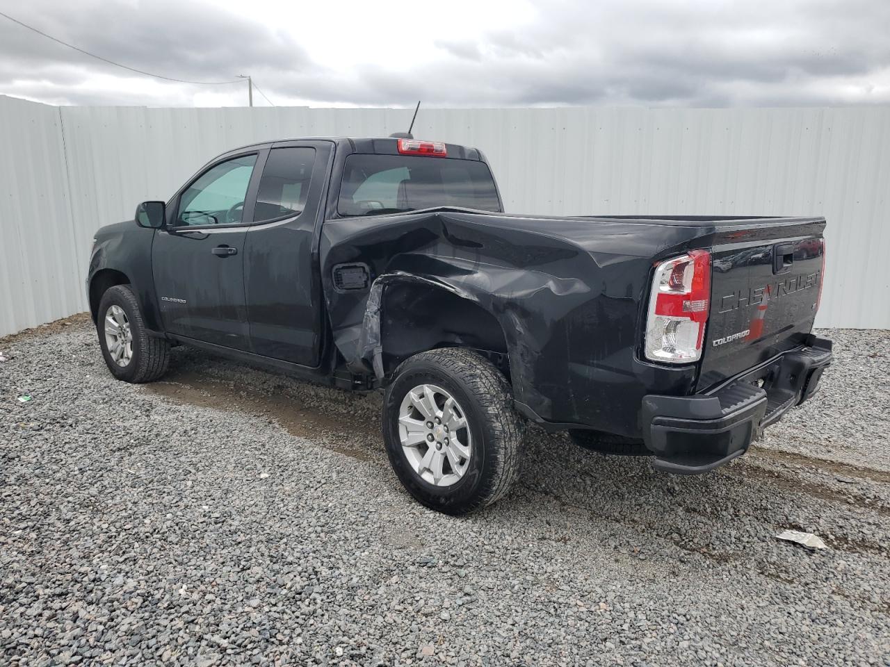 2022 CHEVROLET COLORADO L - Image 2