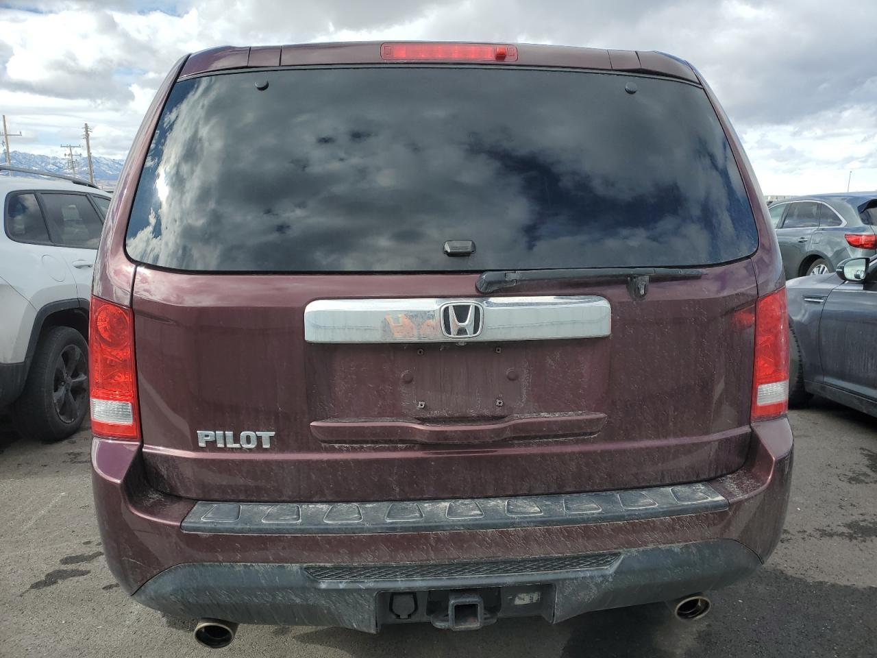 2012 HONDA PILOT EXLN - Image 6