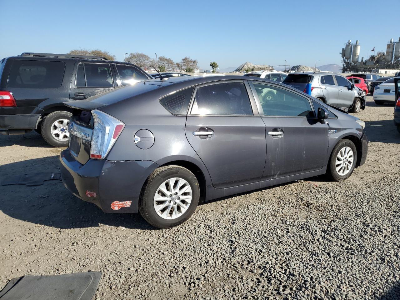 2013 TOYOTA PRIUS PLUG - Image 3