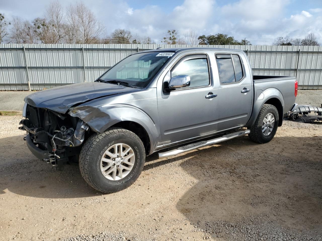 2017 NISSAN FRONTIER S