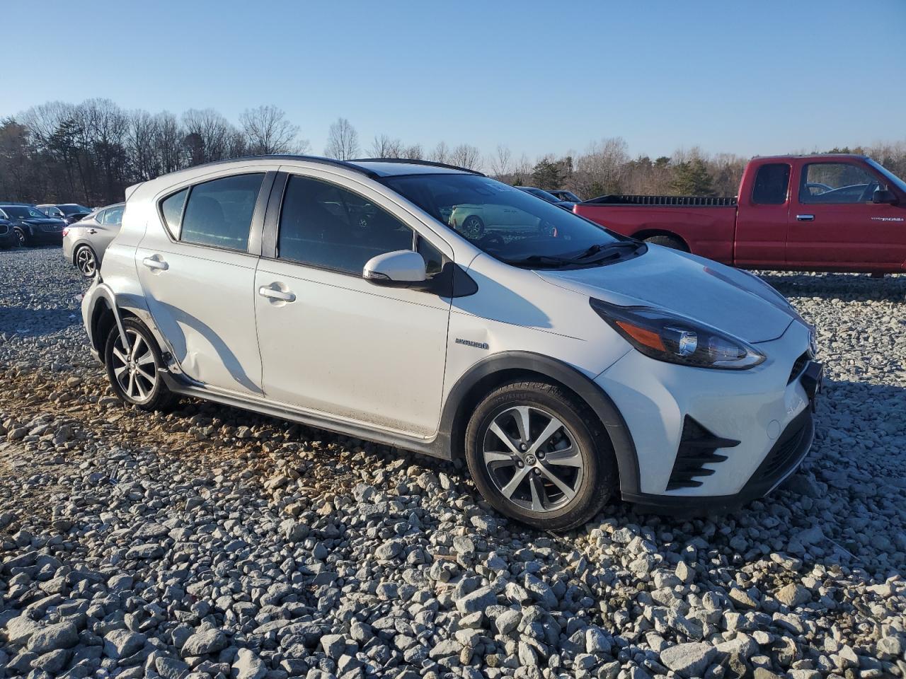 2018 TOYOTA PRIUS C - Фото 4