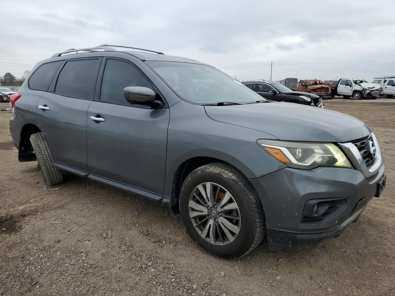 2018 NISSAN PATHFINDER - Фото 4