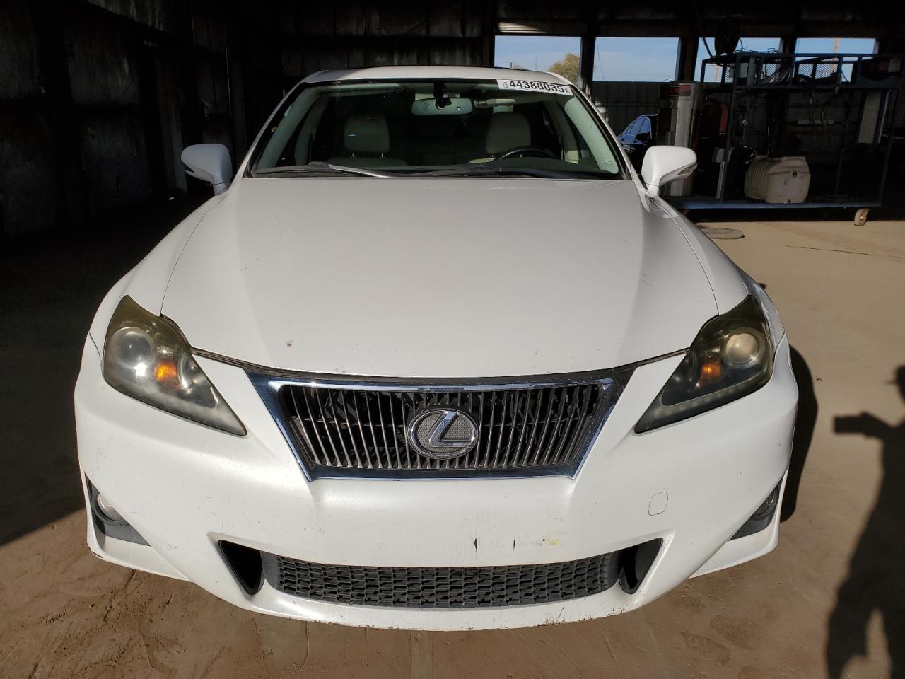 2011 LEXUS IS 250 - Фото 5