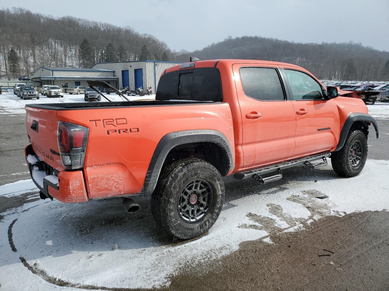 2023 TOYOTA TACOMA DOU - Фото 3