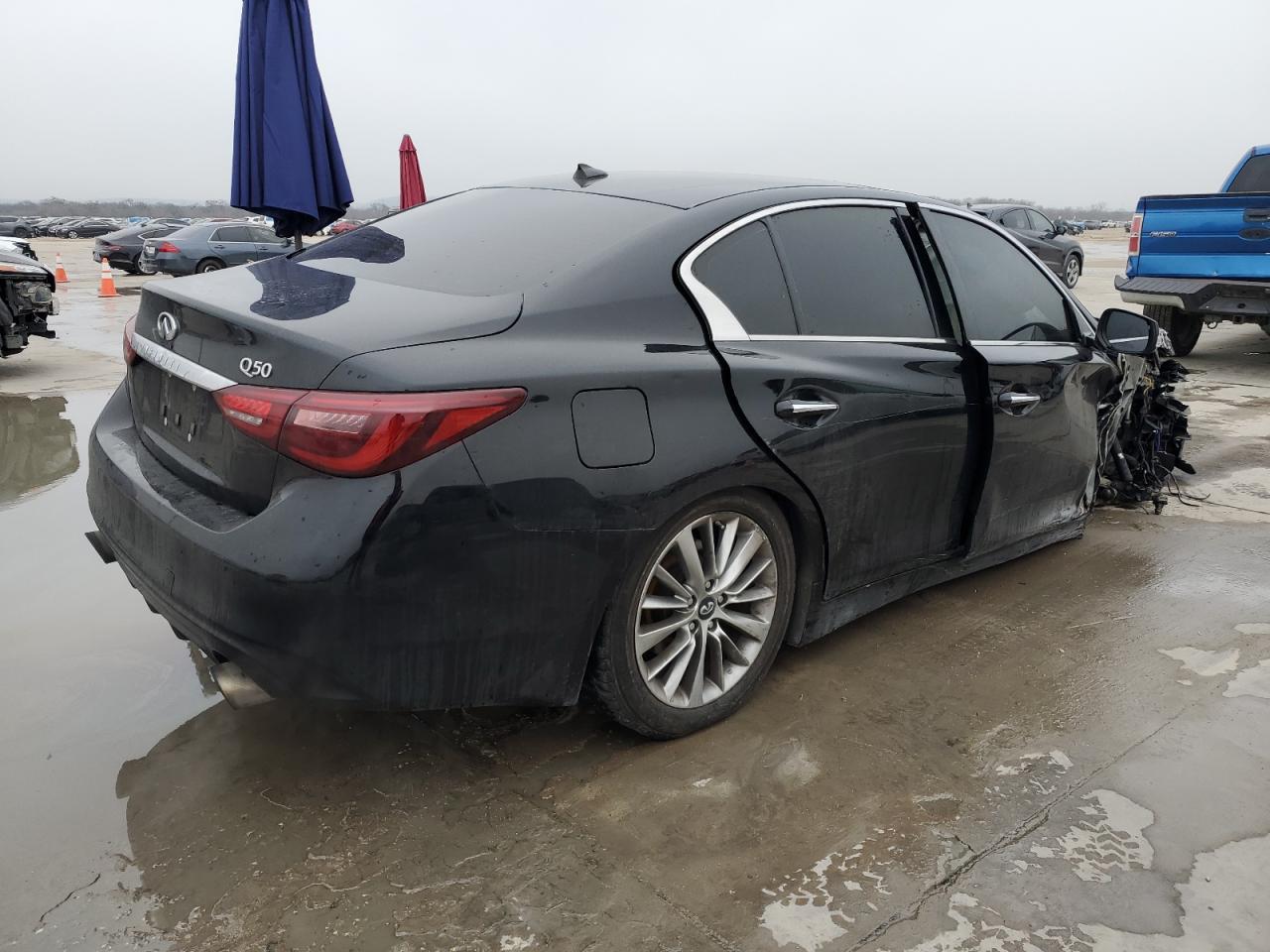 2018 INFINITI Q50 LUXE - Image 3