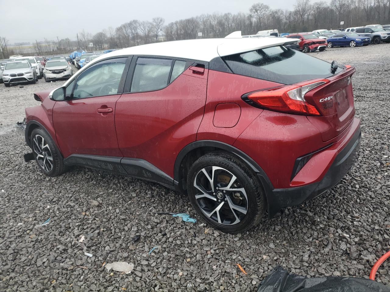 2018 TOYOTA C-HR XLE - Фото 2