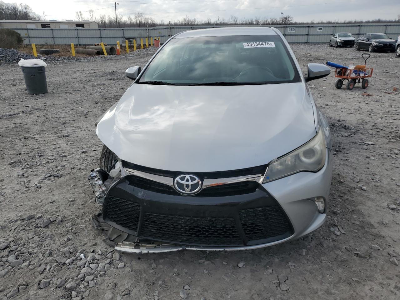 2016 TOYOTA CAMRY LE - Фото 5