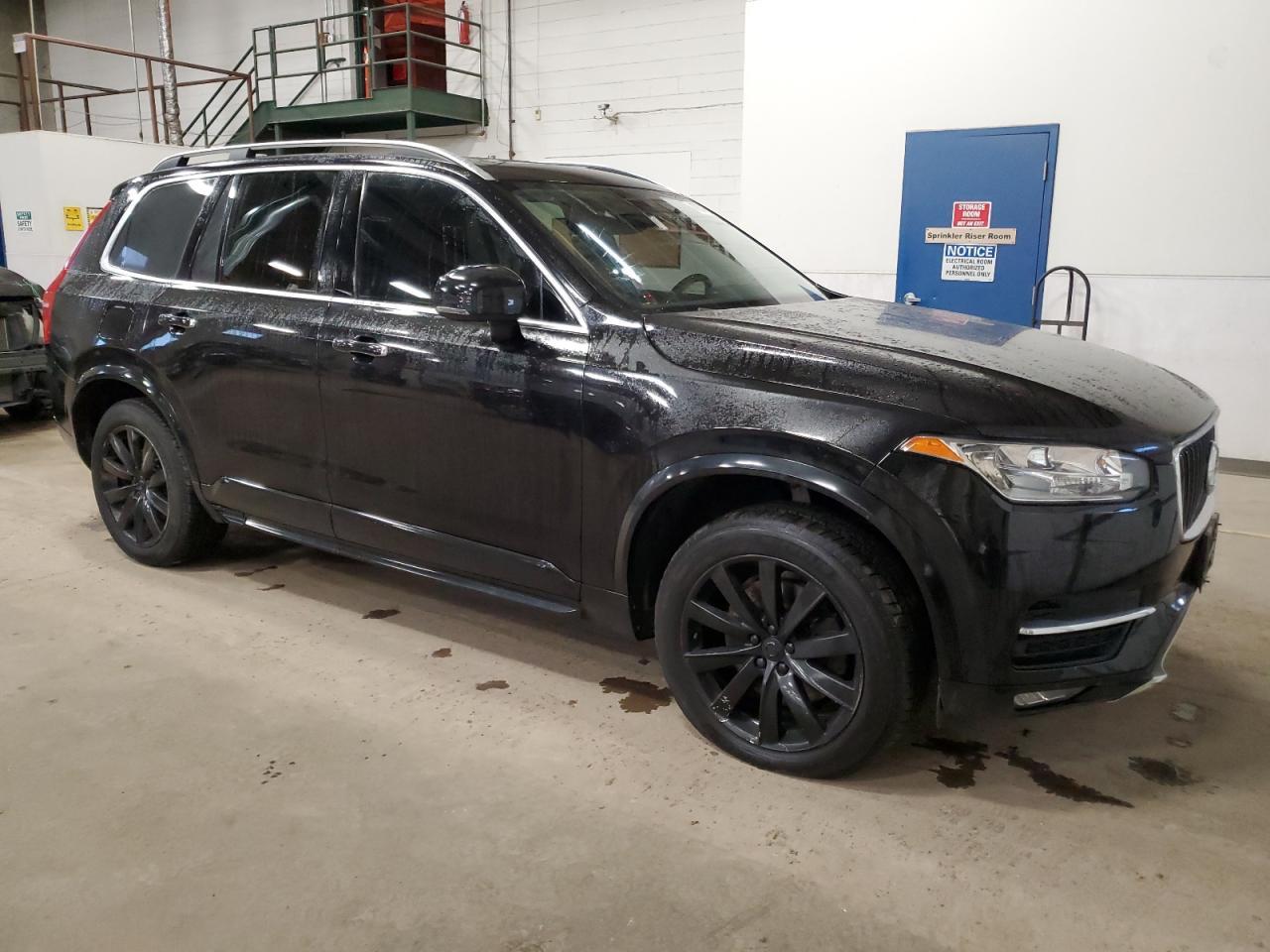 2016 VOLVO XC90 T6 - Фото 4