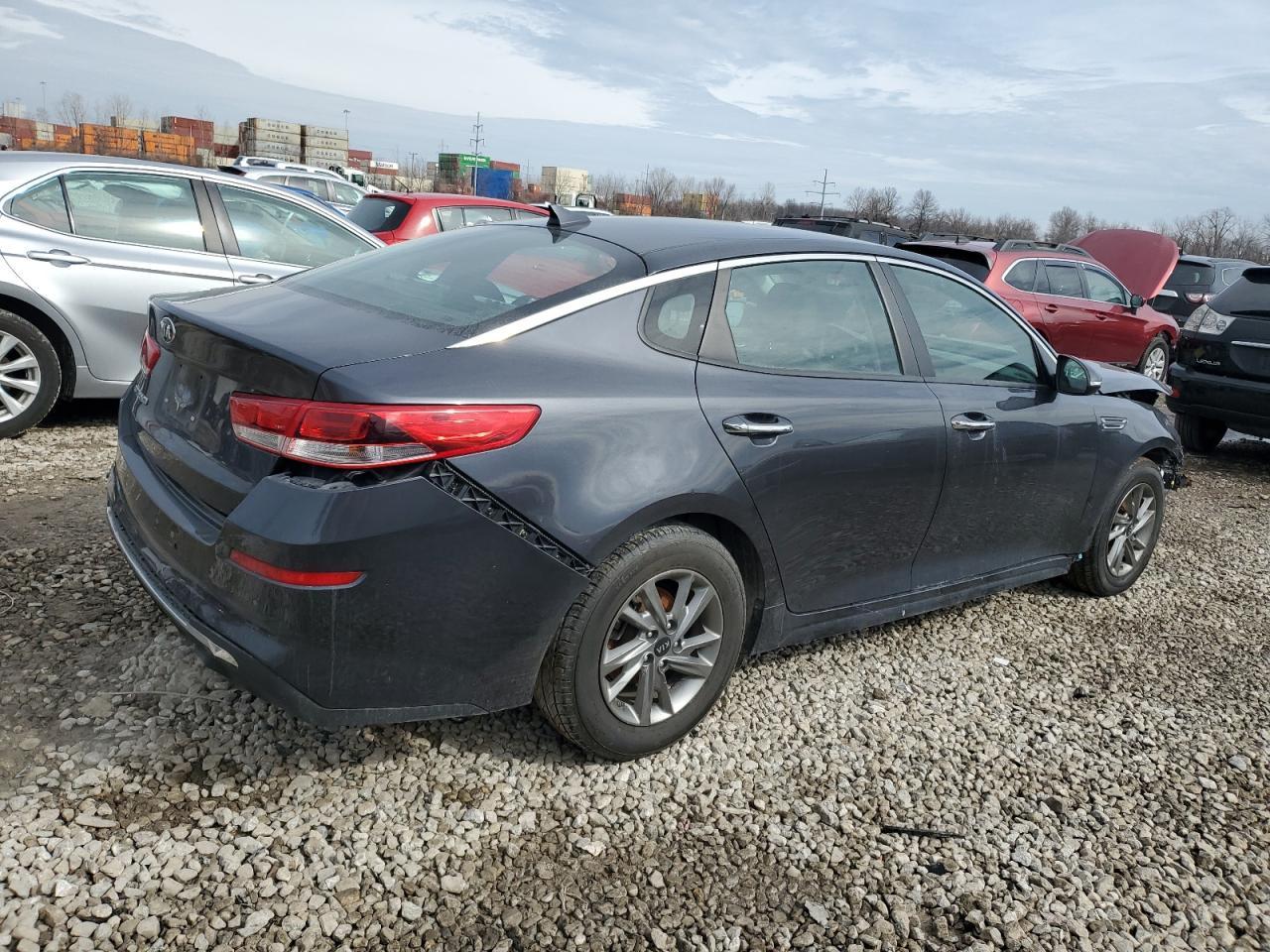 2019 KIA OPTIMA LX - Фото 3