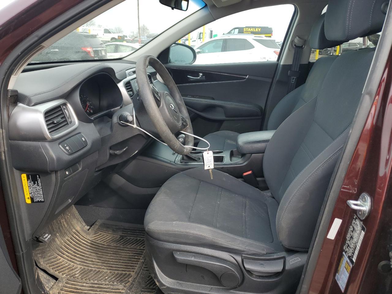2017 KIA SORENTO LX - Фото 7