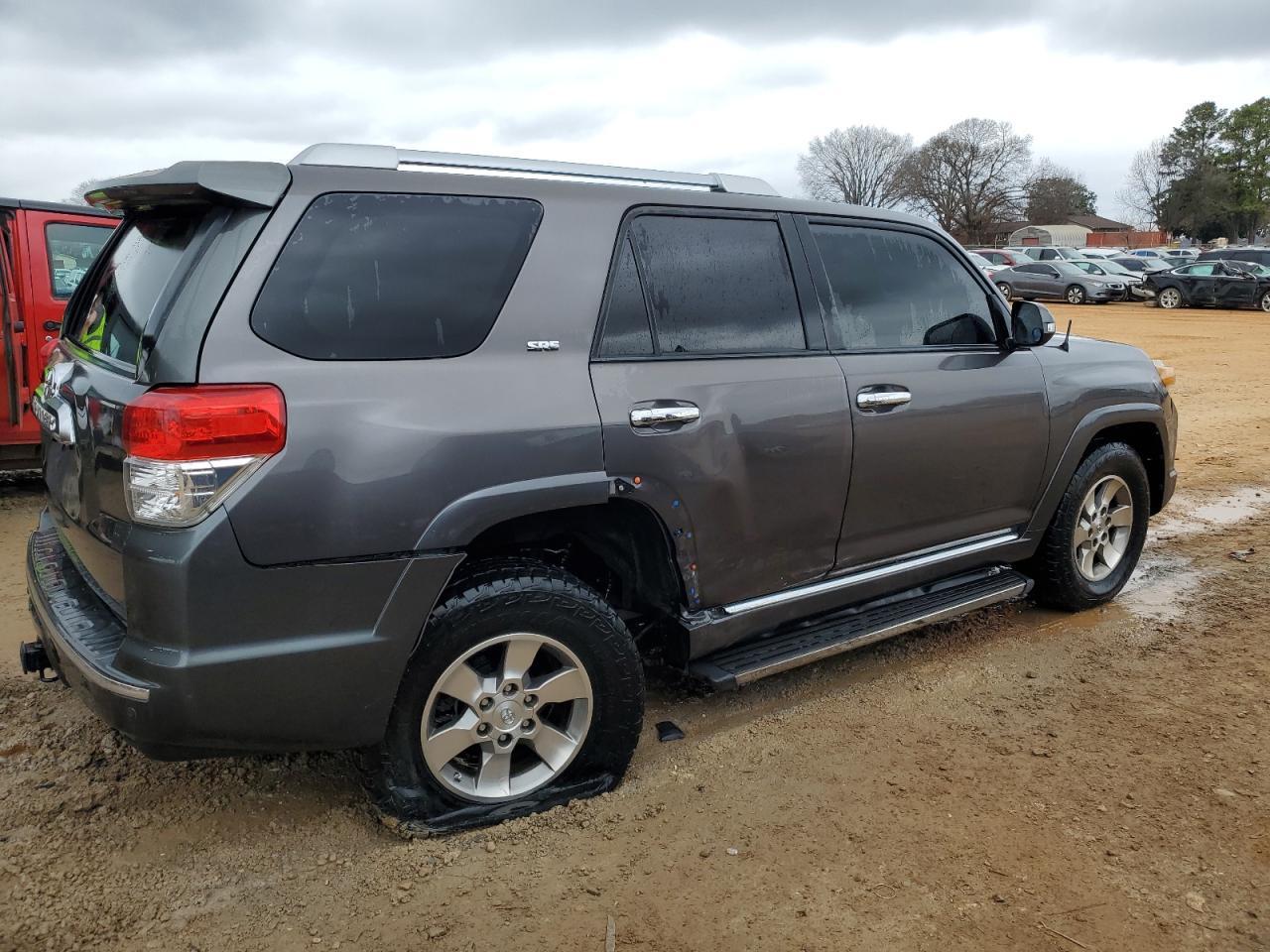 2011 TOYOTA 4RUNNER SR - Image 3