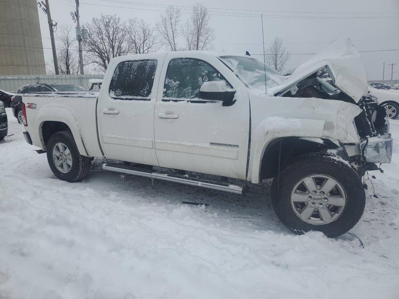2011 GMC SIERRA K15 - Image 4