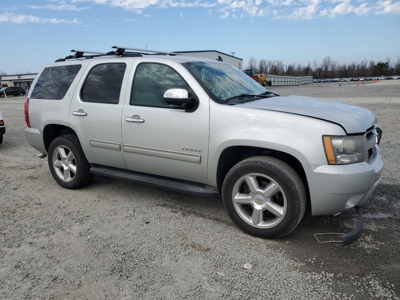 2011 CHEVROLET TAHOE K150 - Image 4