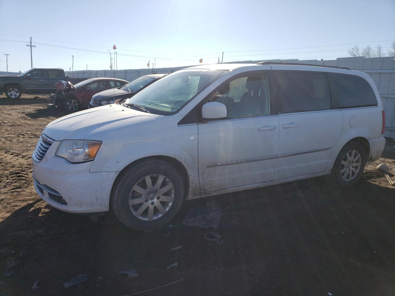 2014 CHRYSLER TOWN & COU