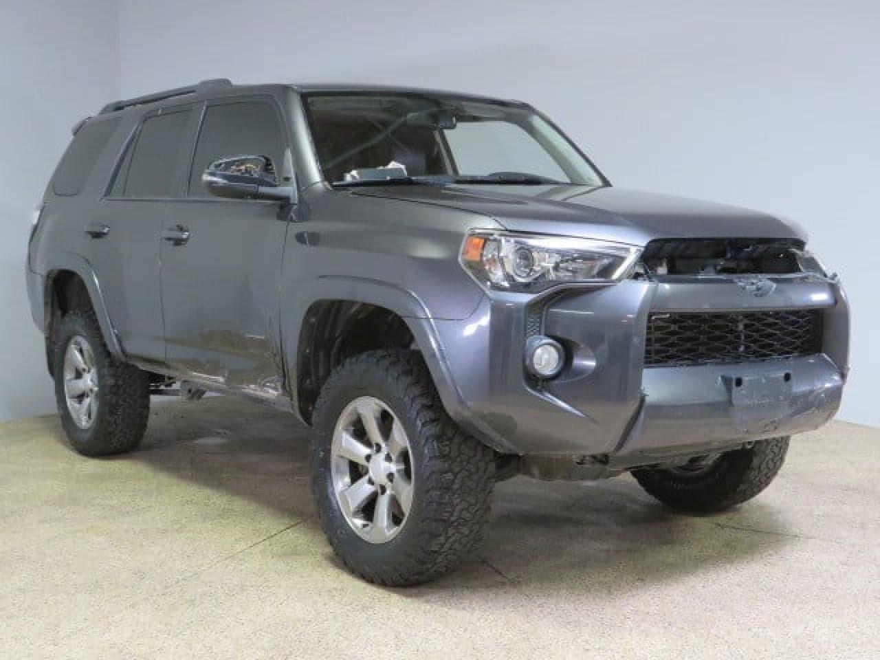 2018 TOYOTA 4RUNNER SR